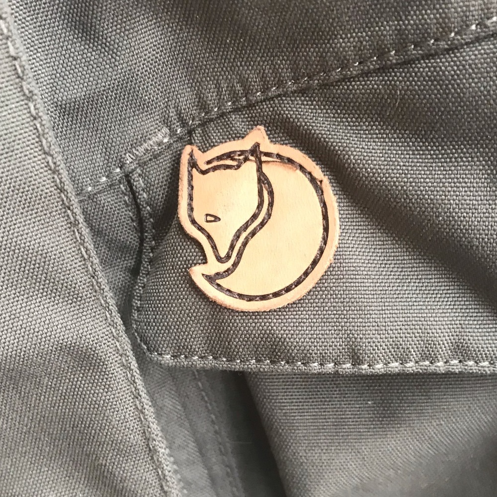 Fjallraven Nuuk Parka Grey Medium EUC!! - Picture 6 of 7